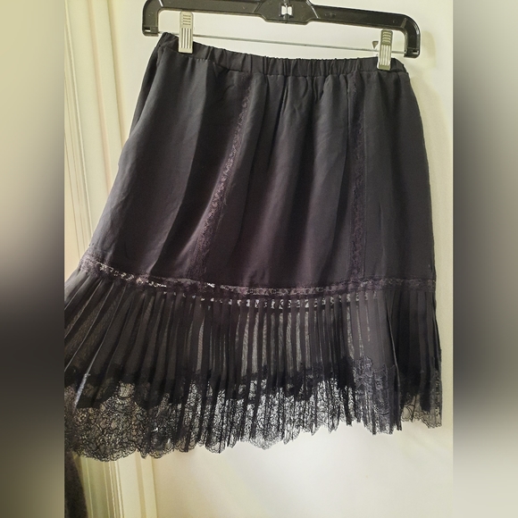 Falcon & Bloom black silk knee length skirt size M - Picture 10 of 12